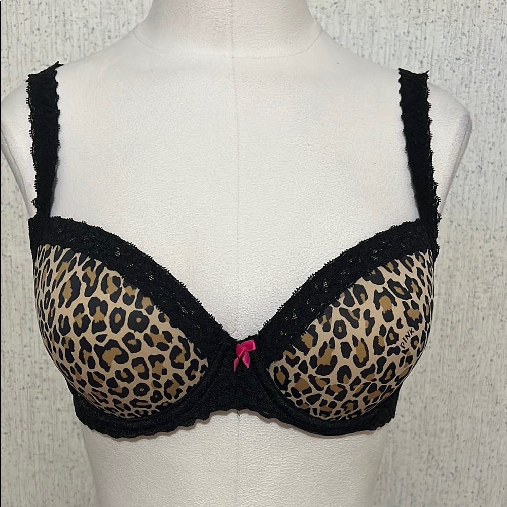 🆕 NWOT Pink by Victoria’s Secret 34C Demi, underwire Animal Print.